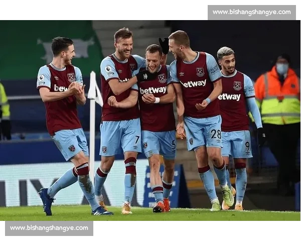 足球阵容完整度分析与球队整体表现关系研究 - 副本